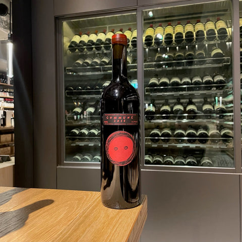 Commune Of Buttons Commune Red 2016